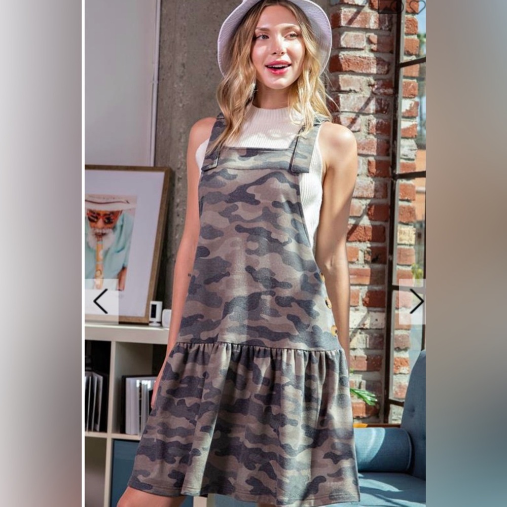 New Eesome Camouflage Sleeveless Dress